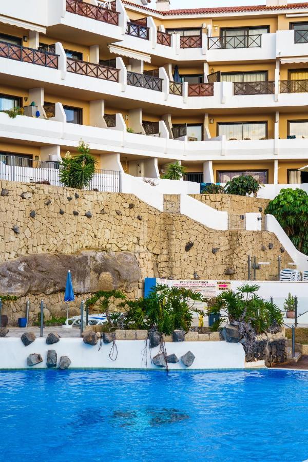 Forest Flat - Big Heated Pool, Terrace, Tv Channels, Golf Courses San Miguel de Abona Exterior foto
