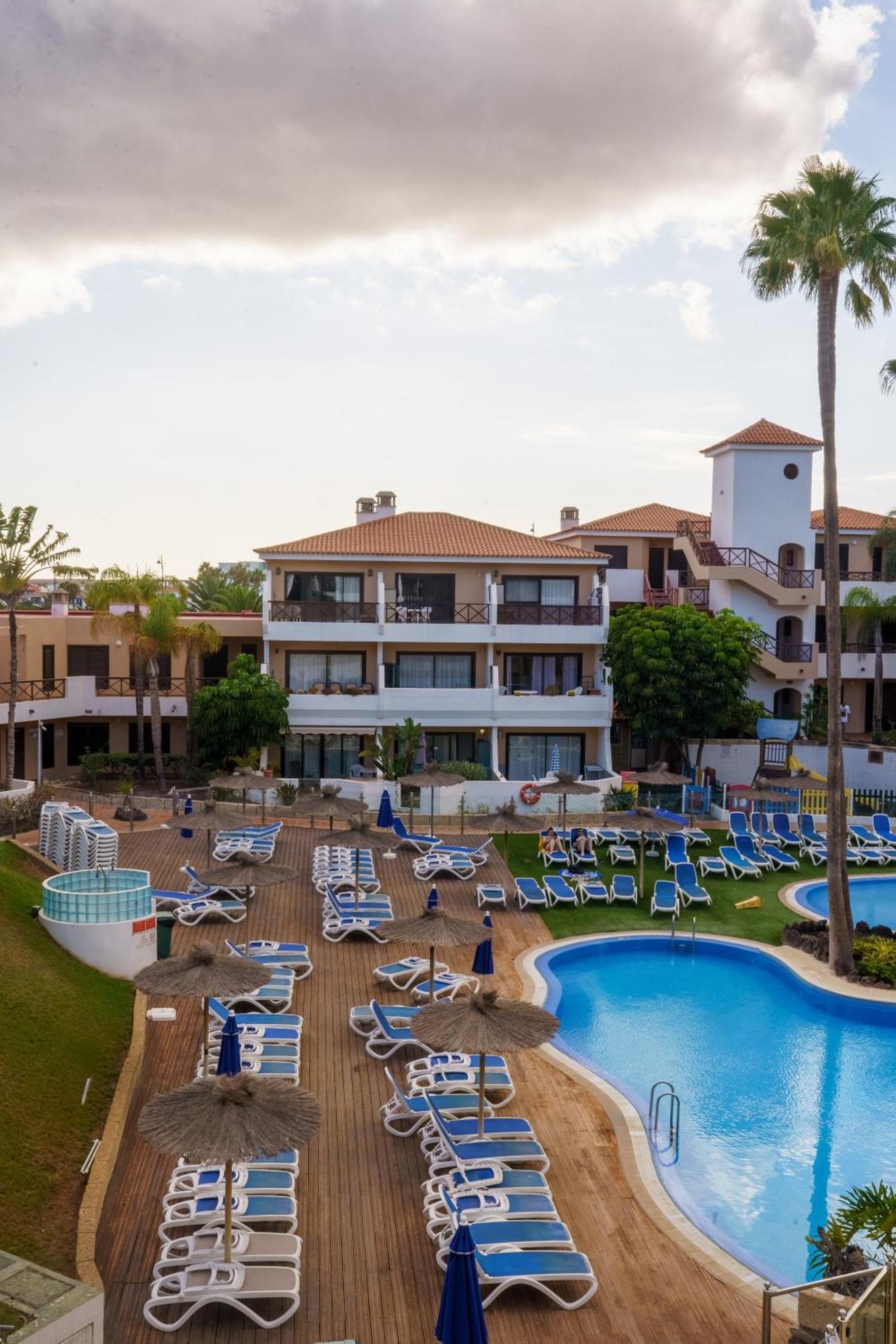 Forest Flat - Big Heated Pool, Terrace, Tv Channels, Golf Courses San Miguel de Abona Exterior foto